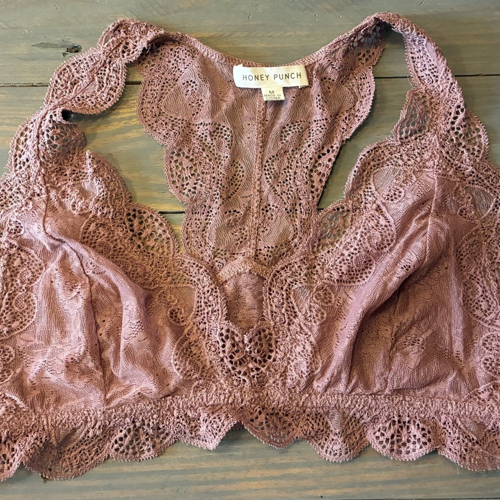 Honey Punch Delicate Lace Bralette in Dusty Rose